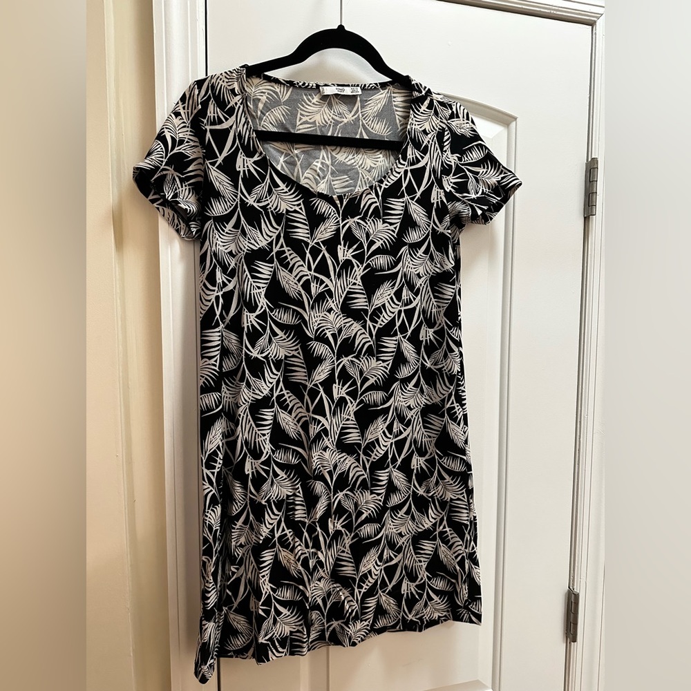 Mango Tropical Black and White T-Shirt Dress